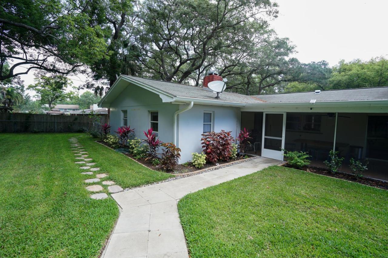 4 Bedroom Clearwater Vacation Home With Amazing Backyard Экстерьер фото